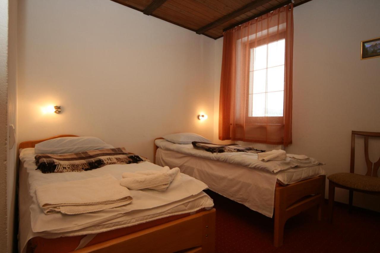 Alpenhof Pansion Hotel สลาฟสเก ภายนอก รูปภาพ