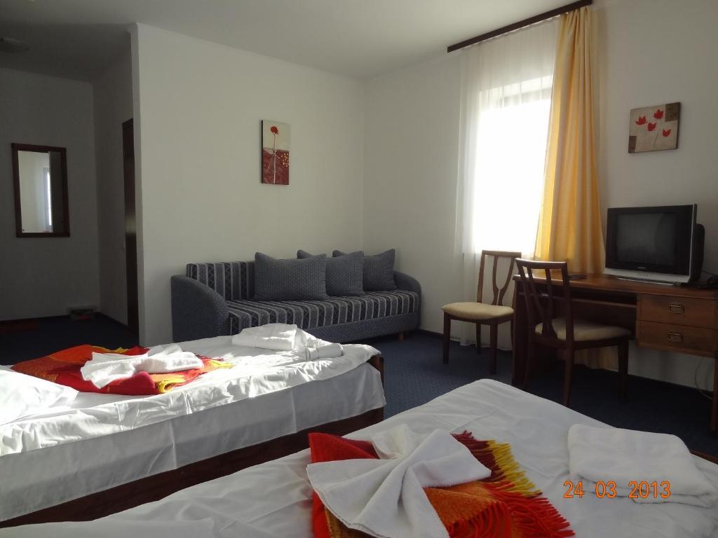 Alpenhof Pansion Hotel สลาฟสเก ห้อง รูปภาพ
